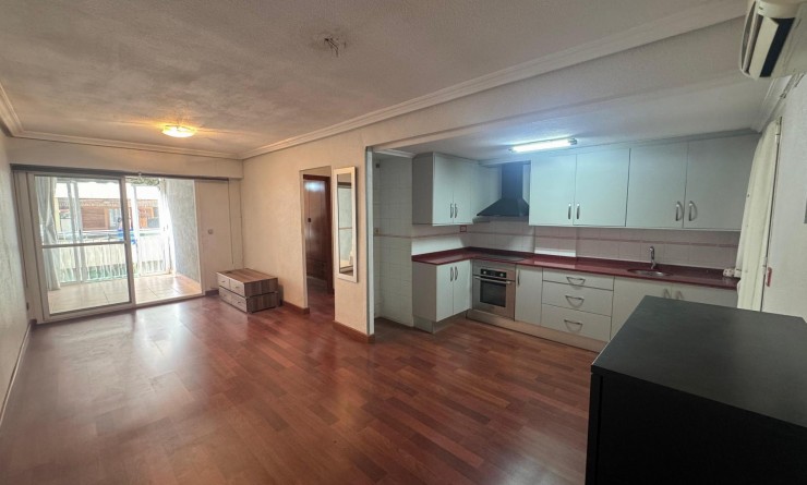 Wederverkoop - Apartamento - Torrevieja - Playa del Acequión