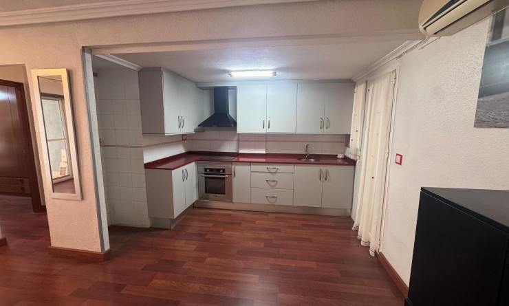 Wederverkoop - Apartamento - Torrevieja - Playa del Acequión