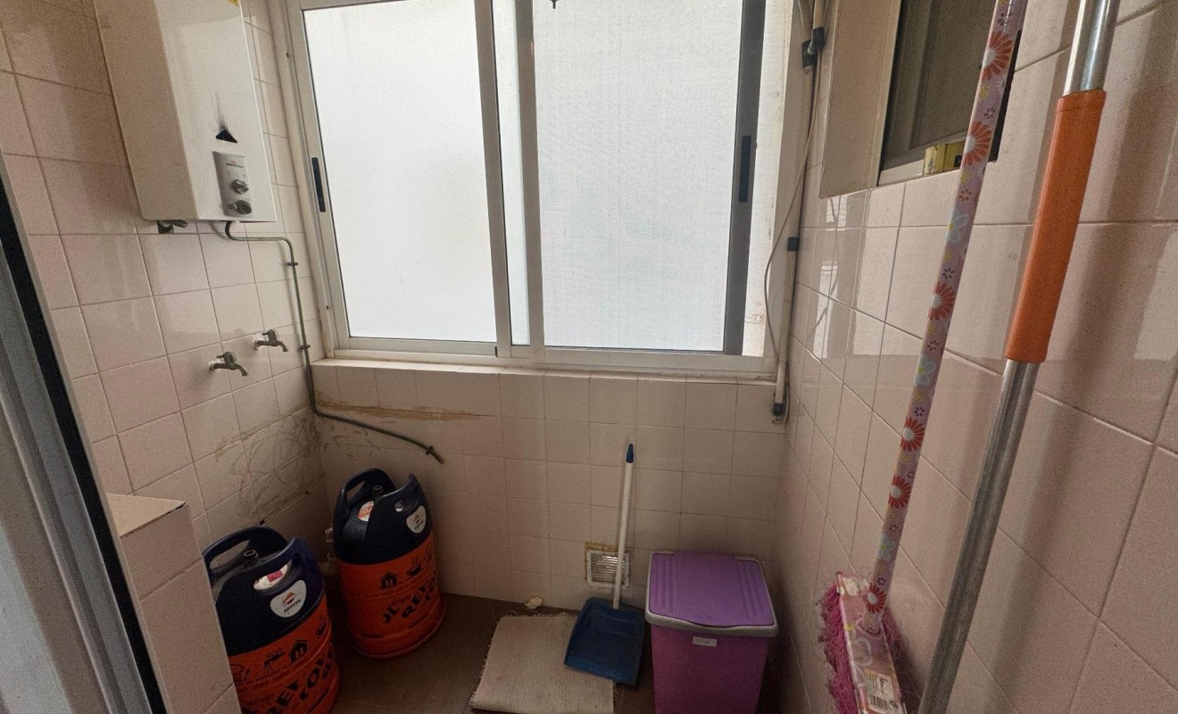 Wederverkoop - Apartamento - Torrevieja - Playa del Acequión