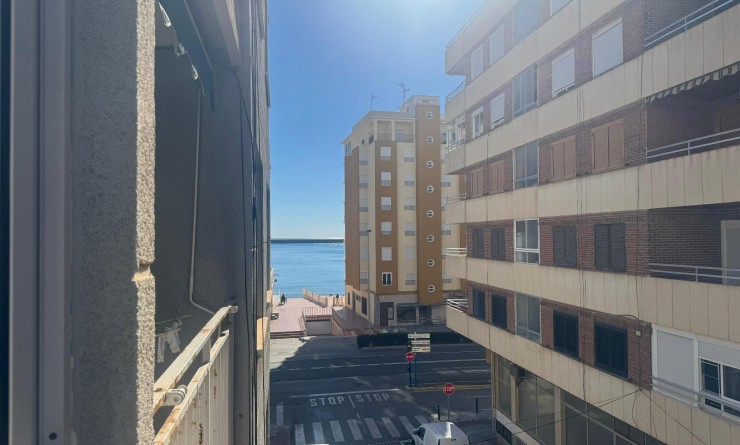 Wederverkoop - Apartamento - Torrevieja - Playa del Acequión