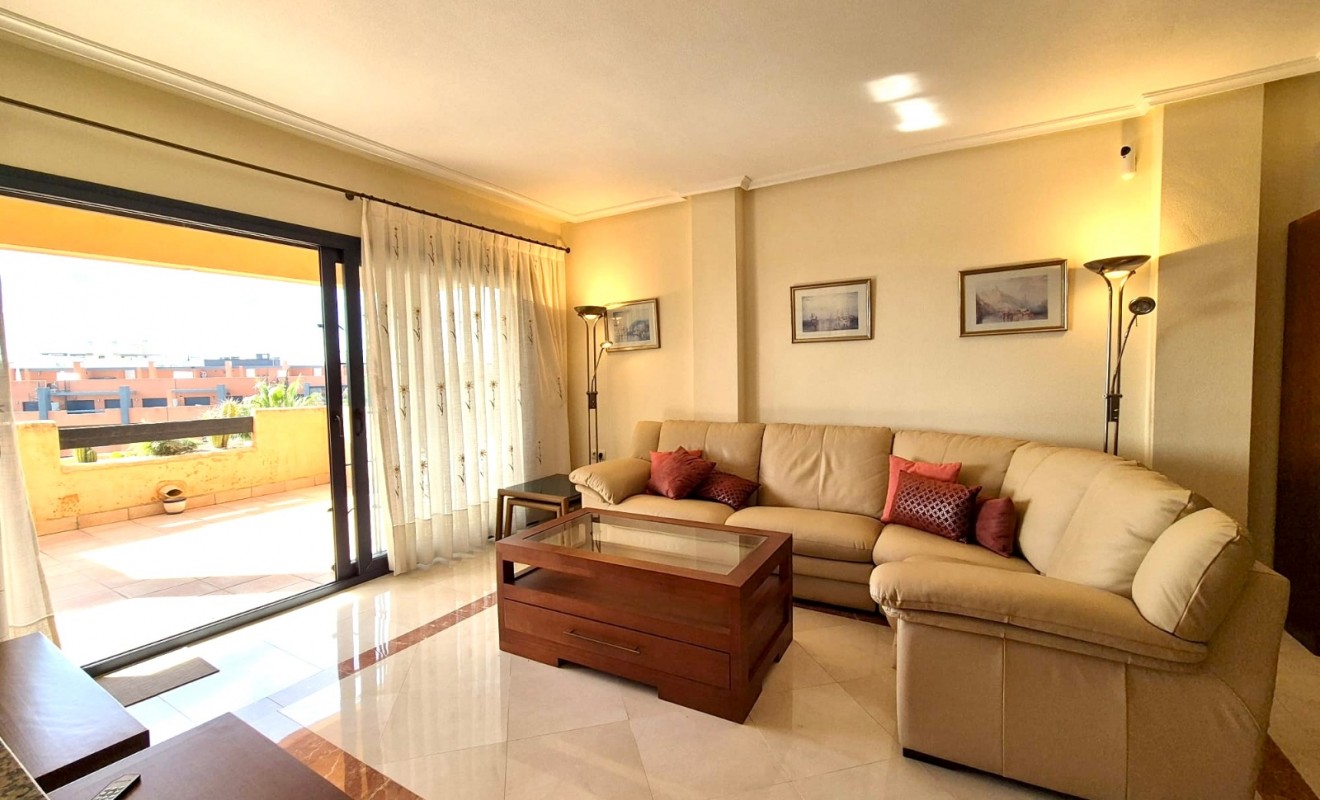 Wederverkoop - Apartment / flat - Orihuela Costa - Villamartín