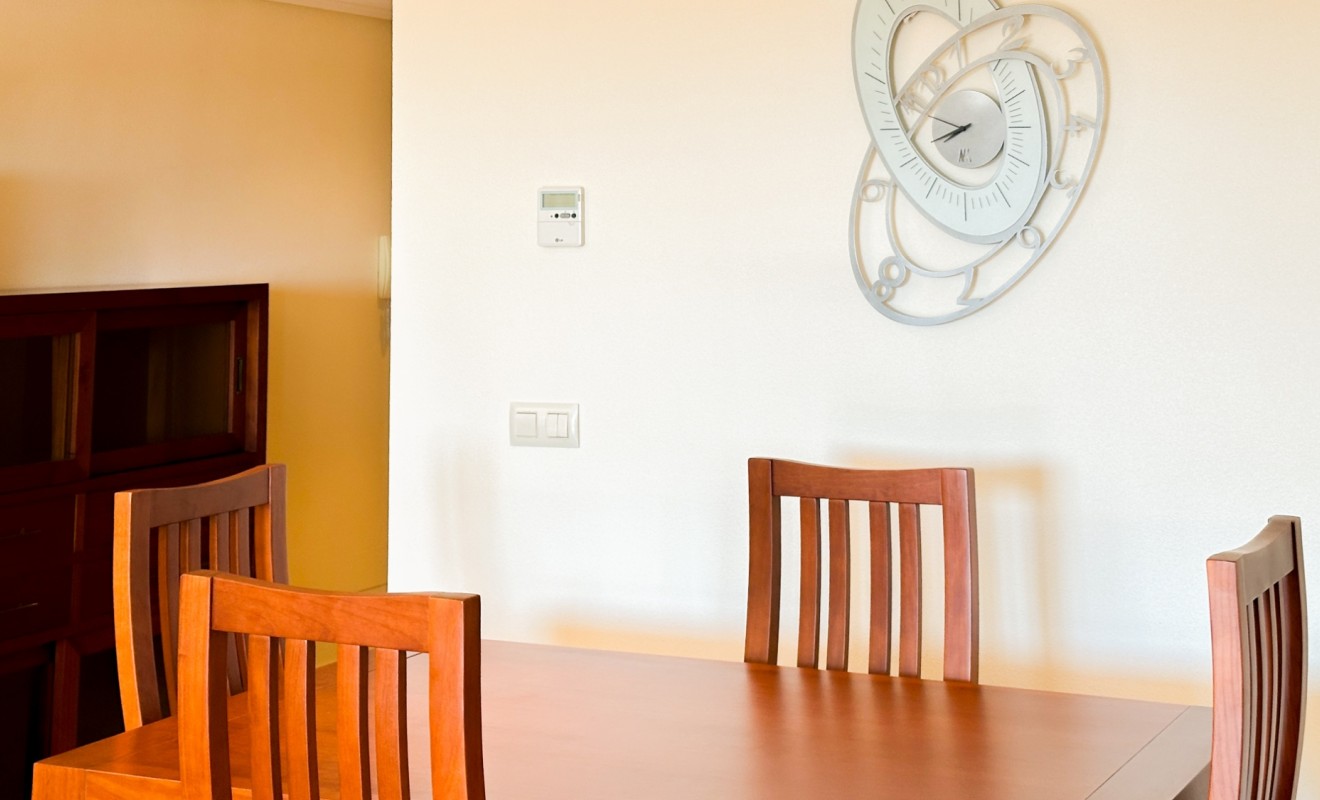 Wederverkoop - Apartment / flat - Orihuela Costa - Villamartín