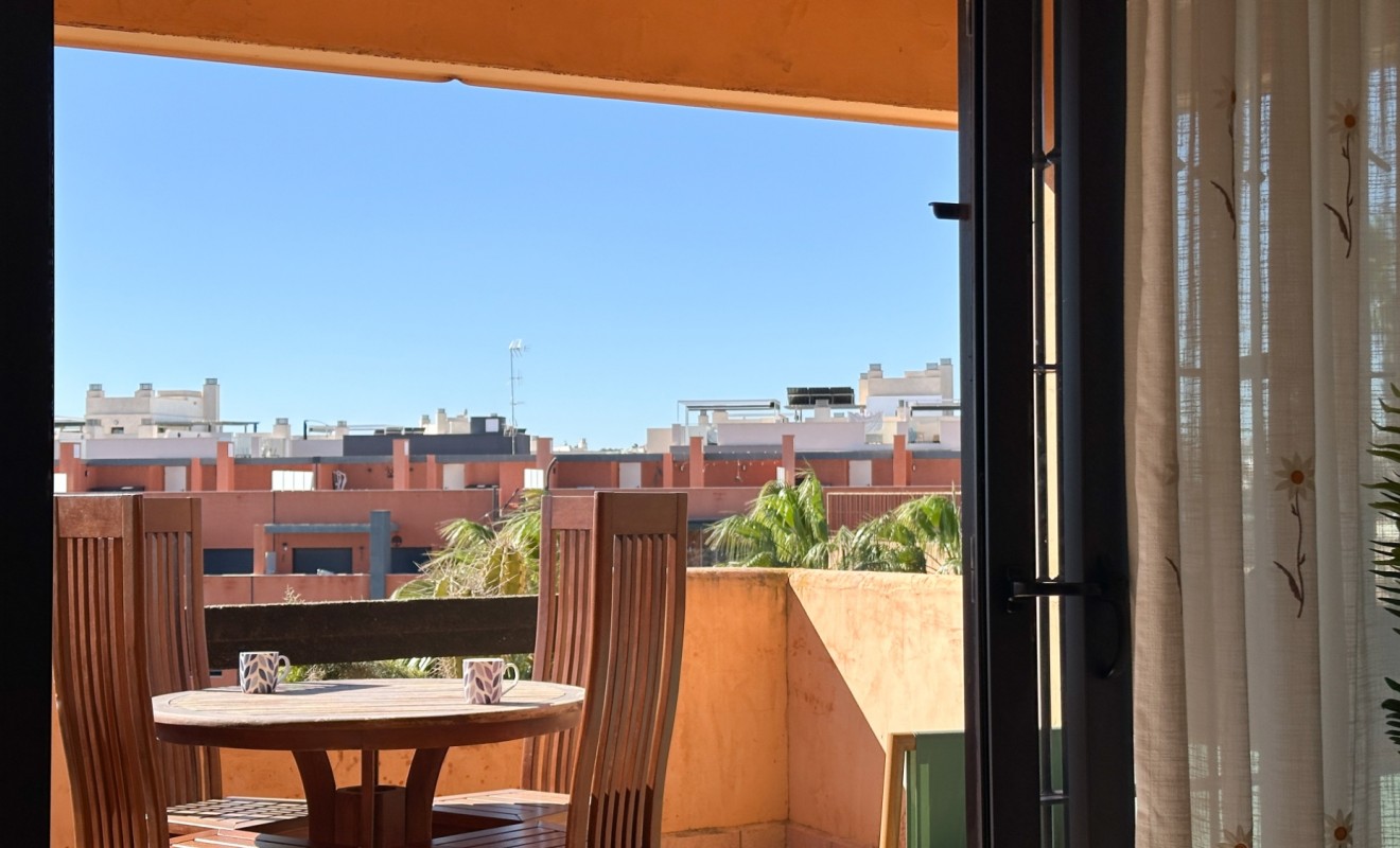 Wederverkoop - Apartment / flat - Orihuela Costa - Villamartín