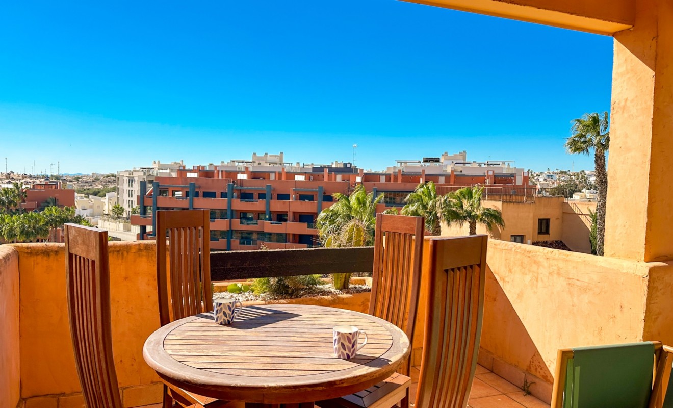 Wederverkoop - Apartment / flat - Orihuela Costa - Villamartín