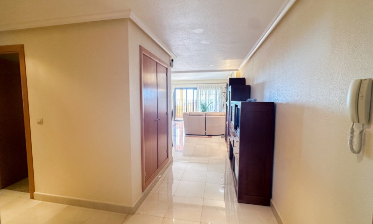 Wederverkoop - Apartment / flat - Orihuela Costa - Villamartín