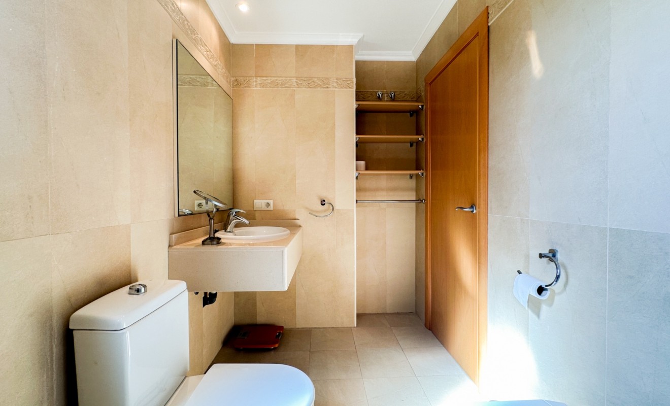 Wederverkoop - Apartment / flat - Orihuela Costa - Villamartín