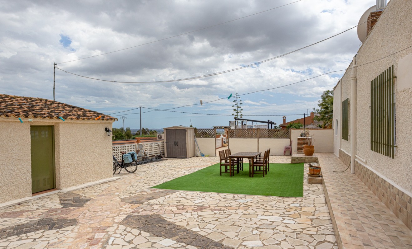 Sale - Country Property/Finca - Albatera