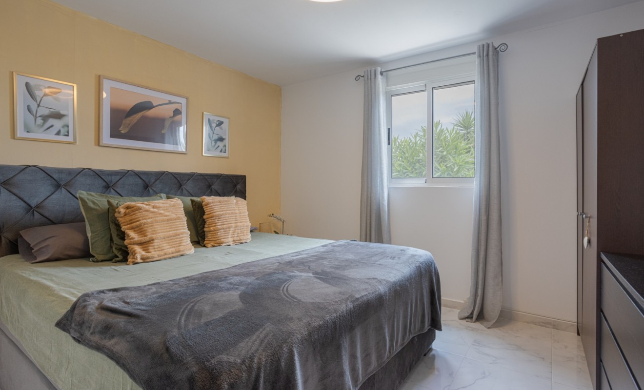 Sale - Country Property/Finca - Albatera