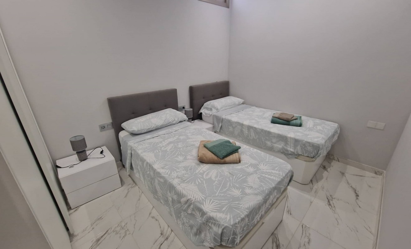 Wederverkoop - Villa - Orihuela Costa - Villamartín