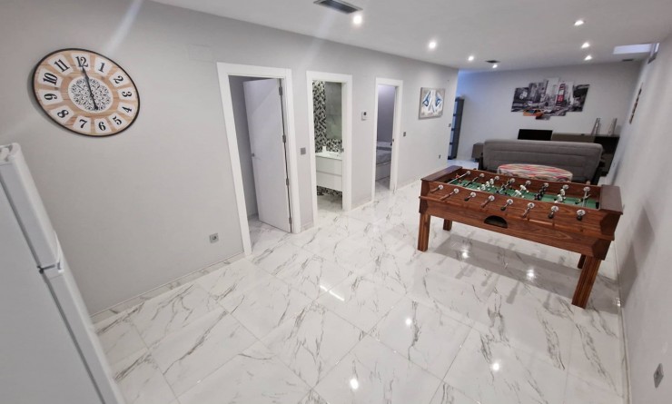 Wederverkoop - Villa - Orihuela Costa - Villamartín