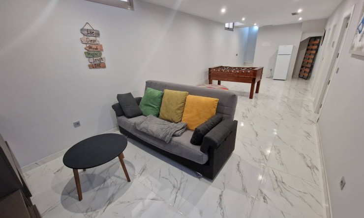 Wederverkoop - Villa - Orihuela Costa - Villamartín