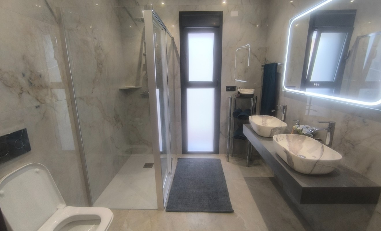 Wederverkoop - Villa - Los Montesinos - La herrada