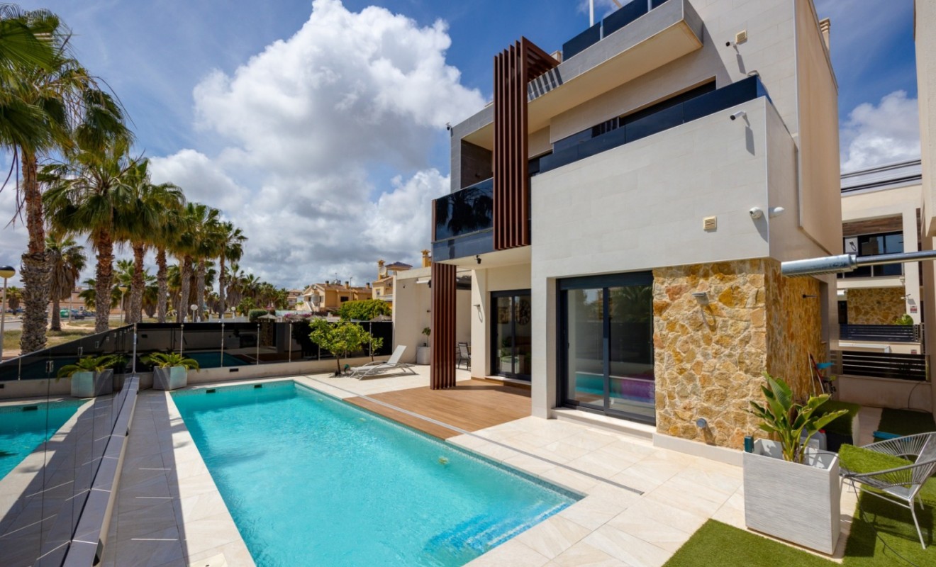 Wederverkoop - Villa - Orihuela - Lomas de Cabo Roig