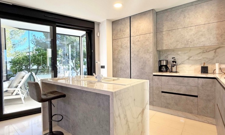 Wederverkoop - Detached villa - Orihuela Costa - Villamartín