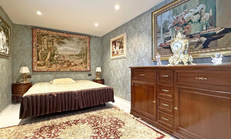 Wederverkoop - Detached villa - Orihuela Costa - Villamartín