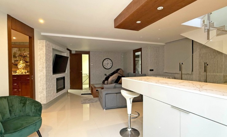 Wederverkoop - Detached villa - Orihuela Costa - Villamartín