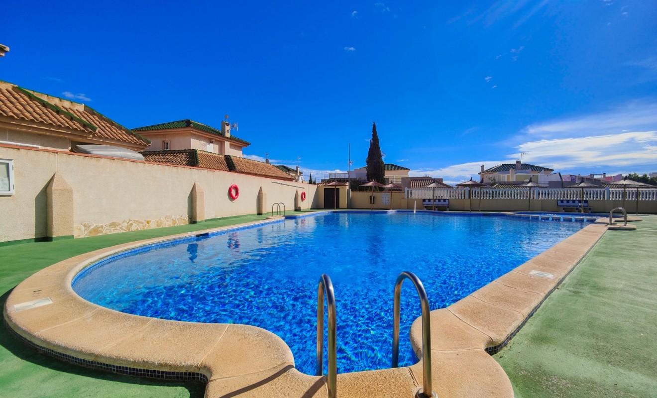 Wederverkoop - Top Floor Bungalow - Torrevieja - Punta prima