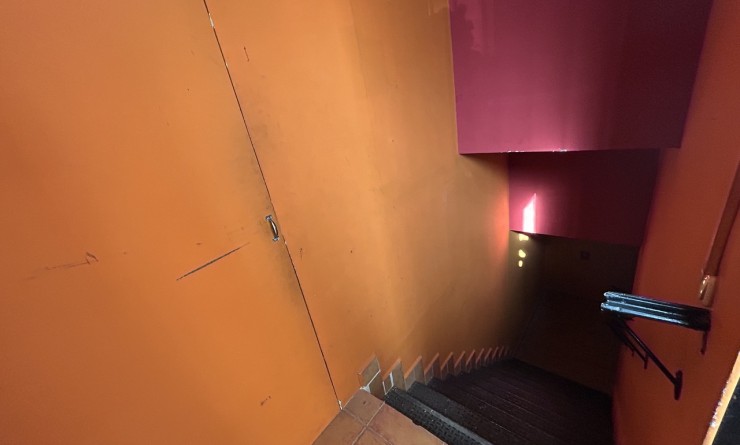 Sale - Commercial - Villamartín