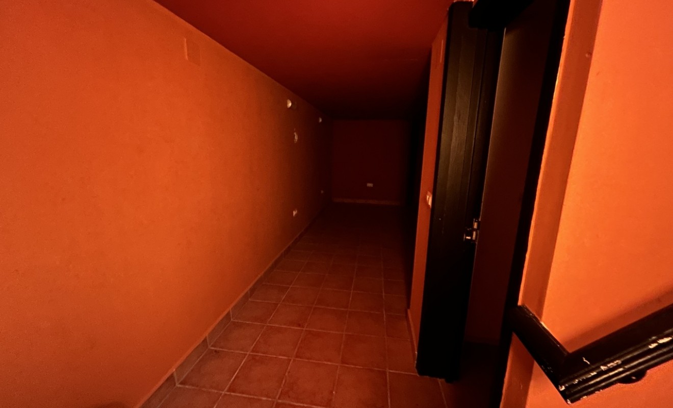 Sale - Commercial - Villamartín