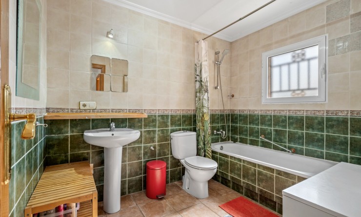 Wederverkoop - Villa - Orihuela Costa - Castillo de Don Juan