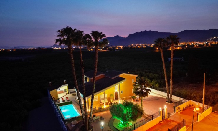 Wederverkoop - Finca / Country Property - Orihuela