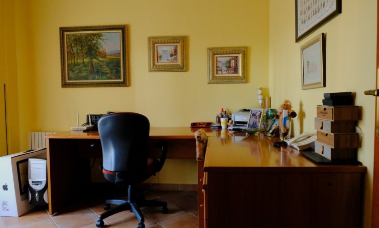 Wederverkoop - Finca / Country Property - Orihuela