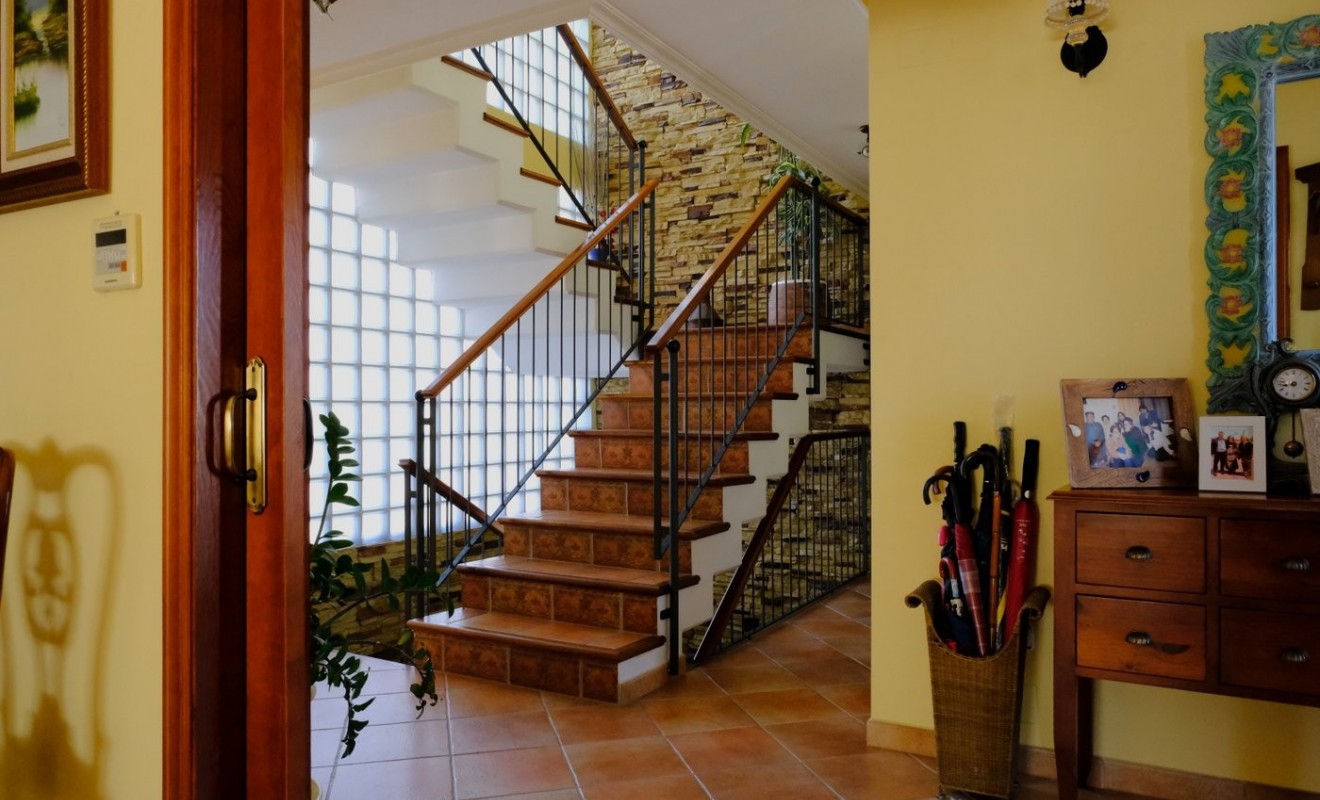 Wederverkoop - Finca / Country Property - Orihuela