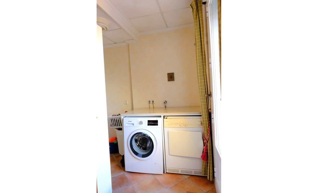 Wederverkoop - Finca / Country Property - Orihuela