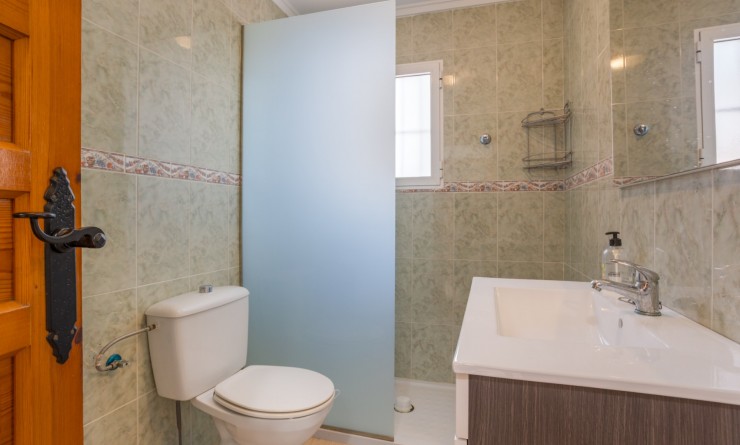 Wederverkoop - Detached villa - Torrevieja - Urbanización San Luis