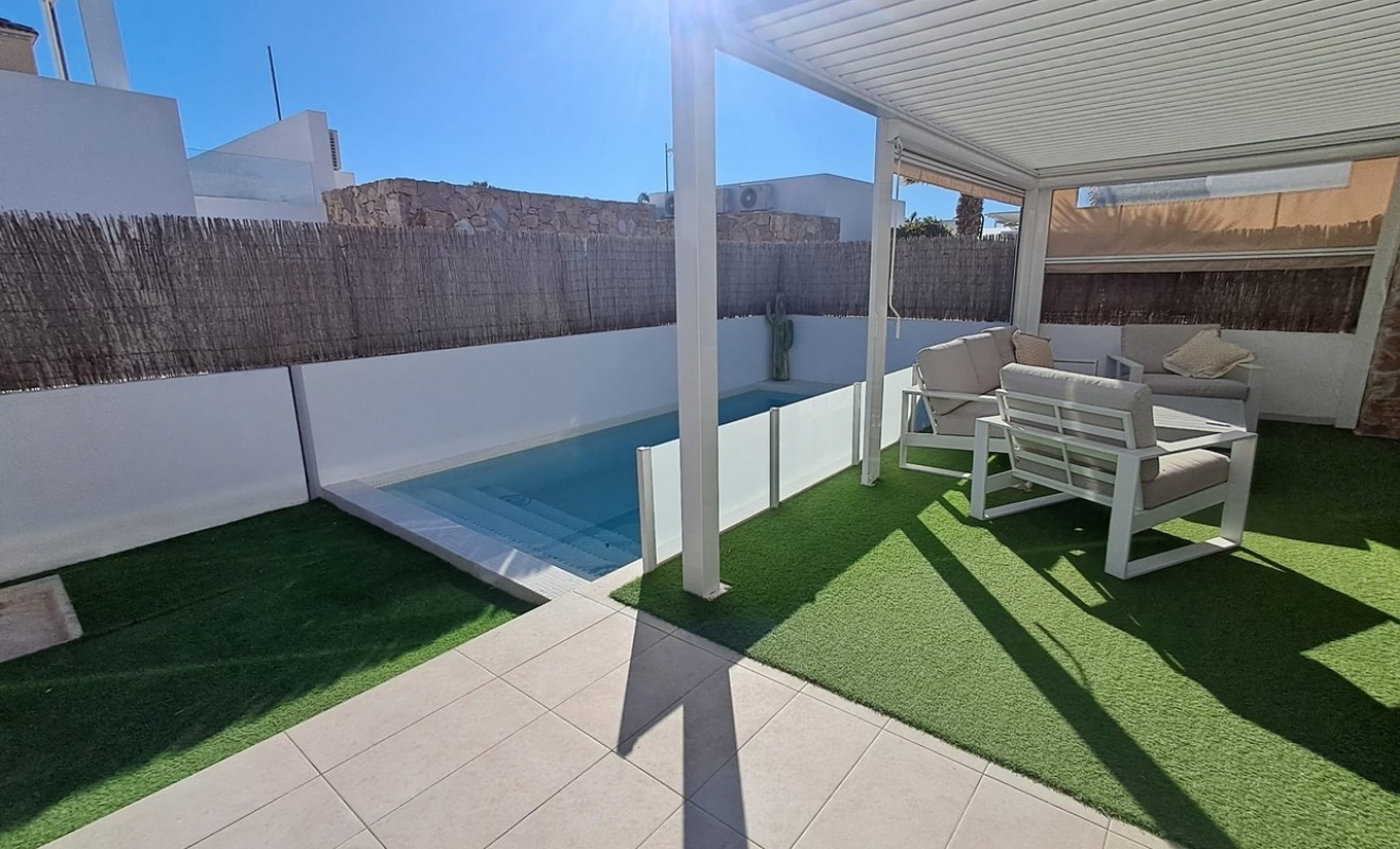 Revente - Villa - Cabo Roig
