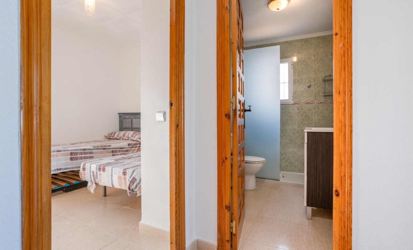 Wederverkoop - Detached villa - Torrevieja - Urbanización San Luis