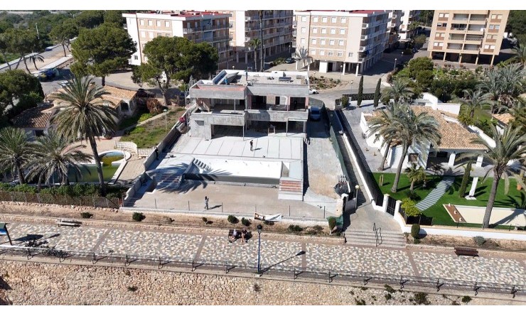 Nieuwbouw woningen - Villa - Punta Prima