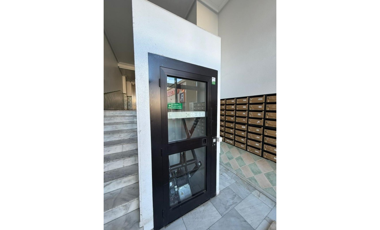 Revente - Appartement - Torrevieja - torrevieja