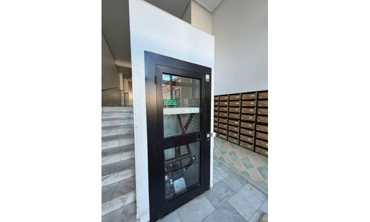 Revente - Appartement - Torrevieja - torrevieja