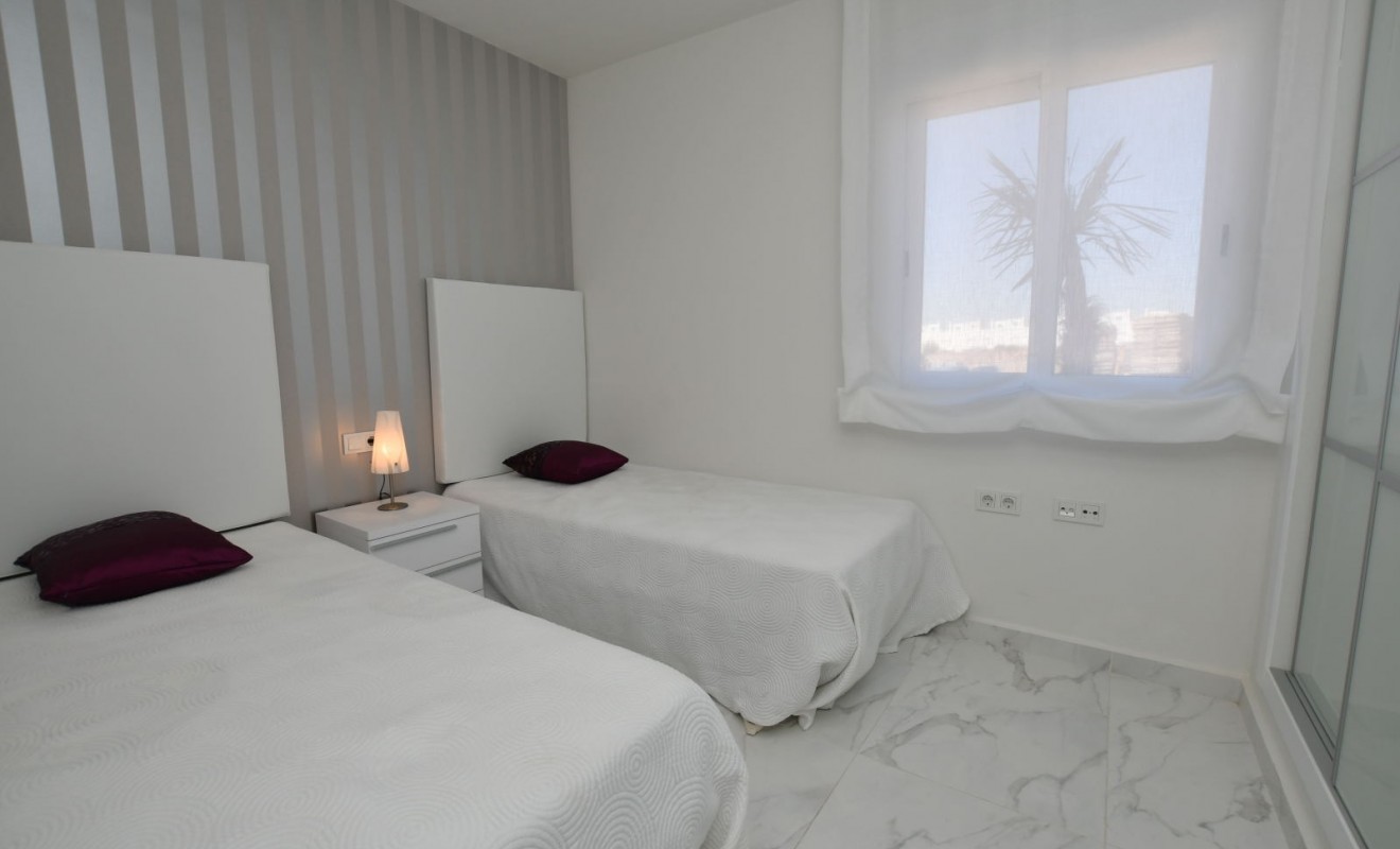 Nouvelle construction - low-bungalow - San Miguel de Salinas