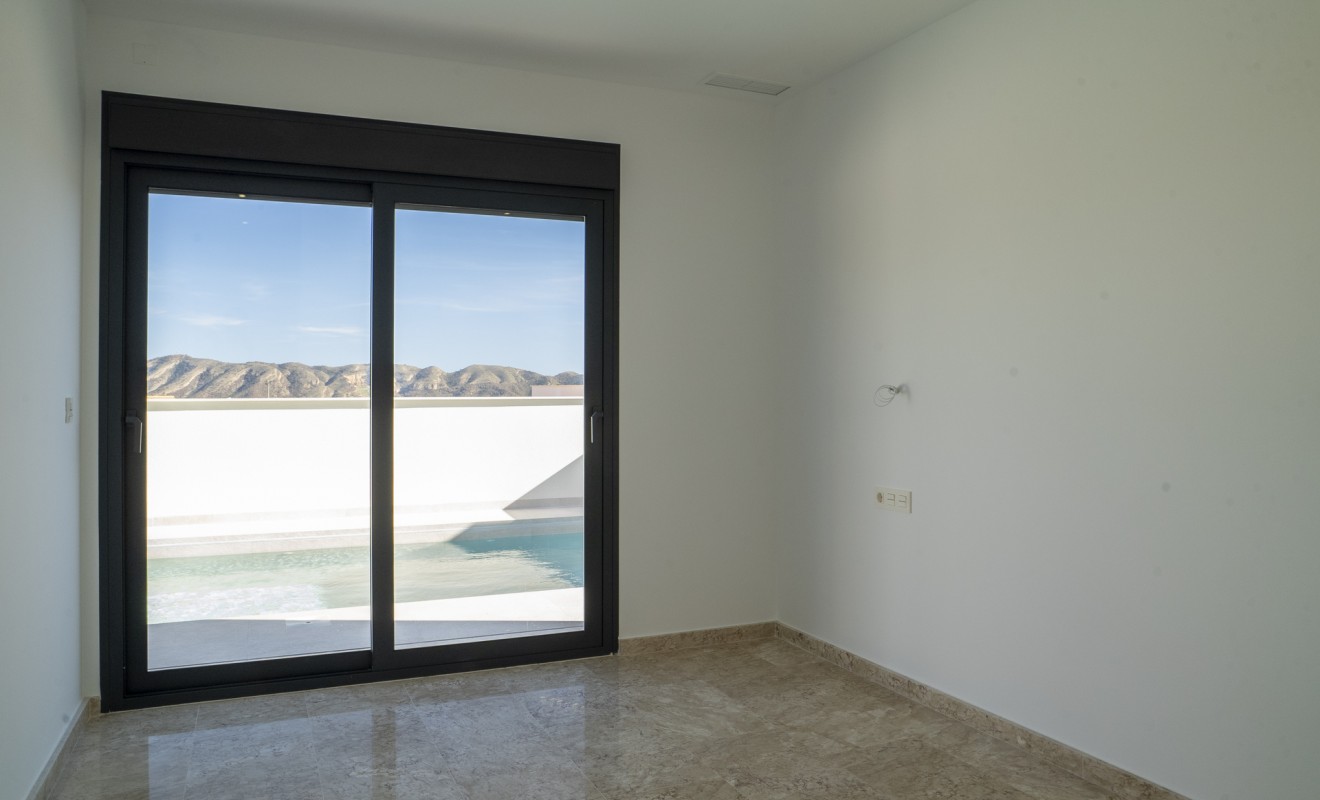 New Build - Detached - Coloma