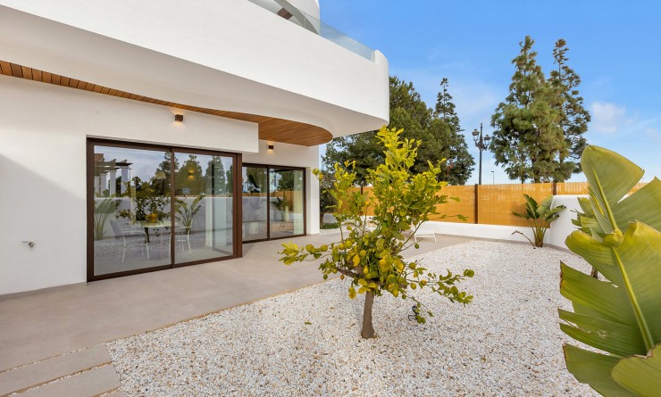 Nouvelle construction - low-bungalow - Los Alcázares