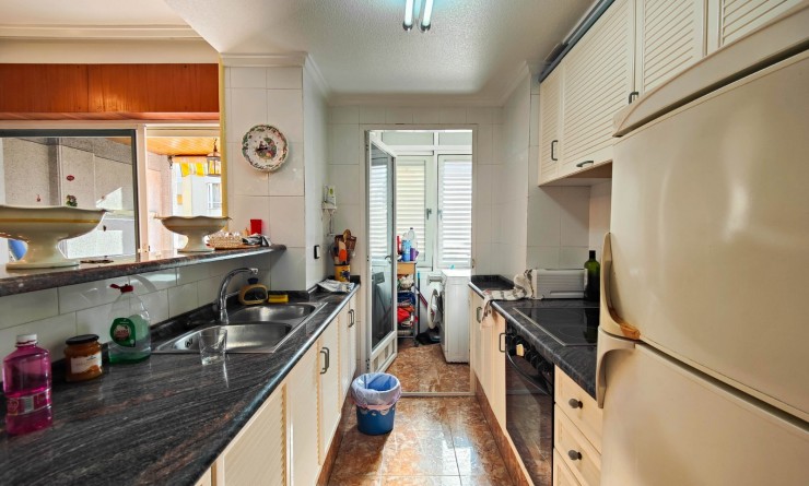 Location longue durée - Appartement - Torrevieja - Playa del Cura