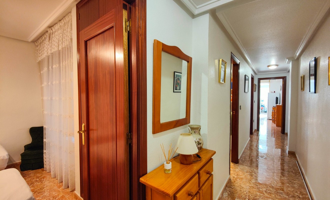 Location longue durée - Appartement - Torrevieja - Playa del Cura