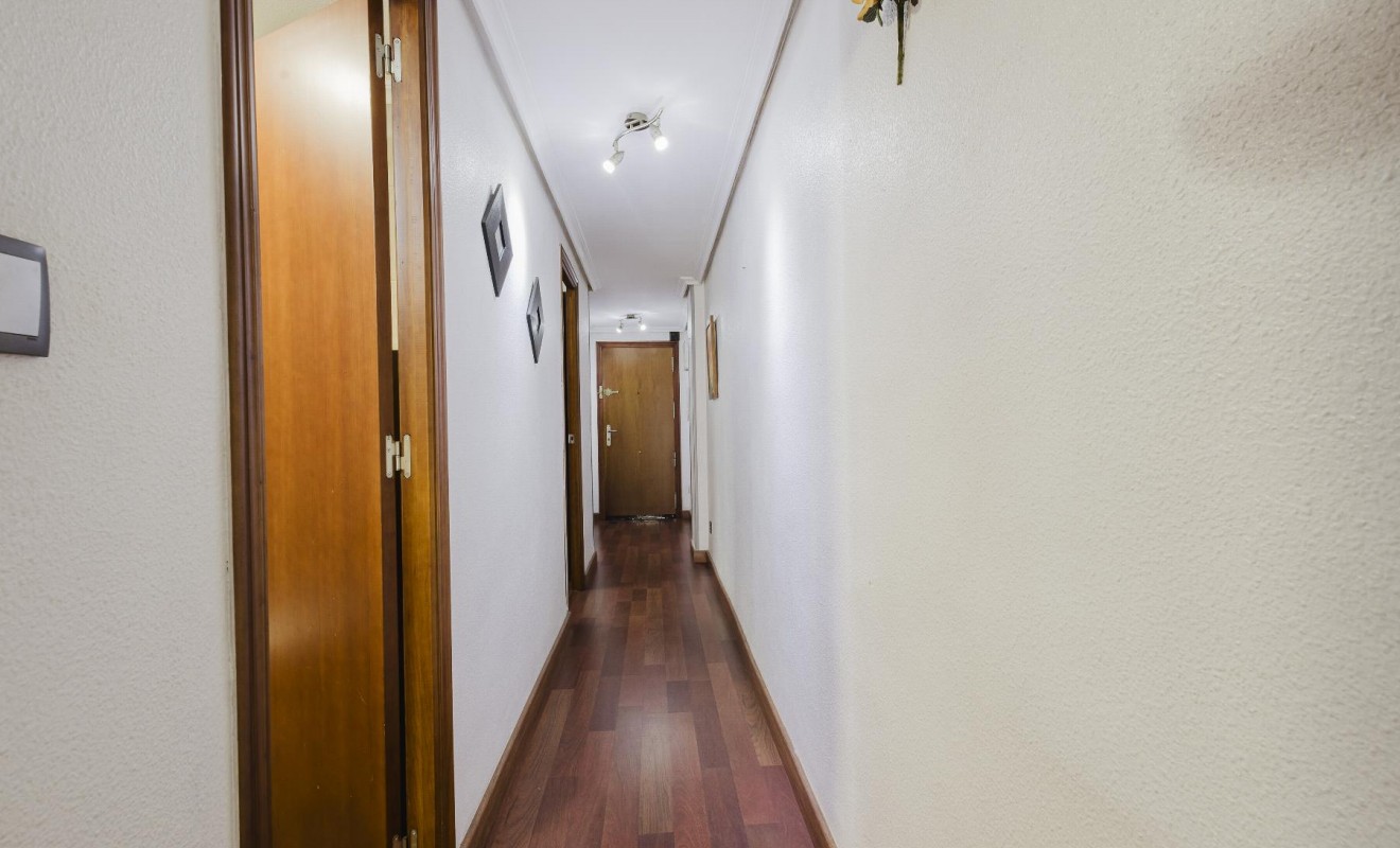 Wederverkoop - Apartamento - Torrevieja - Playa del Acequión