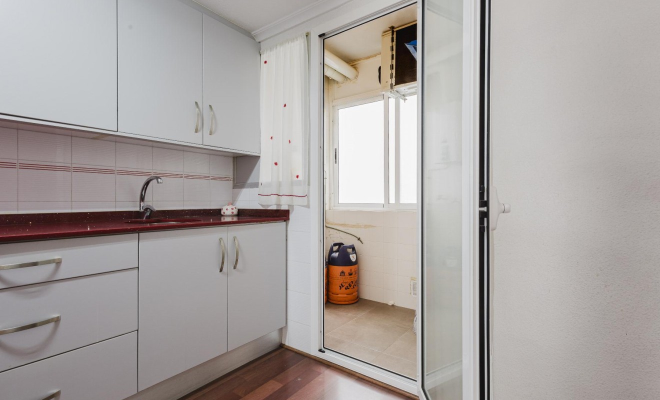 Wederverkoop - Apartamento - Torrevieja - Playa del Acequión