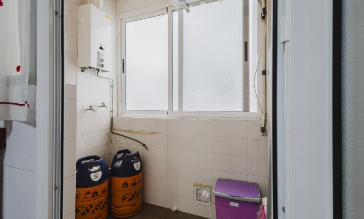 Wederverkoop - Apartamento - Torrevieja - Playa del Acequión