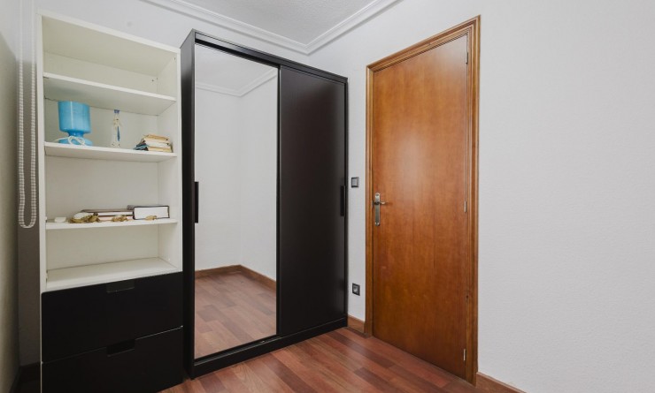 Wederverkoop - Apartamento - Torrevieja - Playa del Acequión