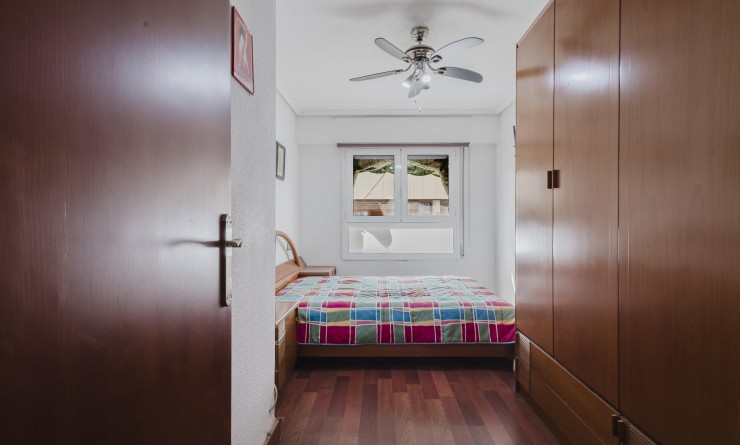 Wederverkoop - Apartamento - Torrevieja - Playa del Acequión