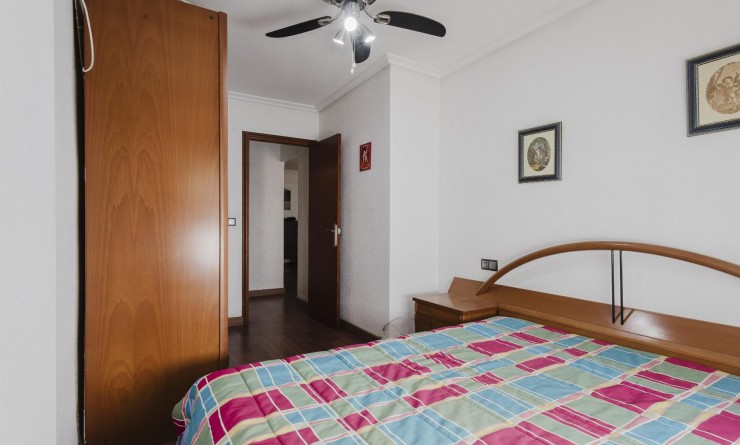 Wederverkoop - Apartamento - Torrevieja - Playa del Acequión