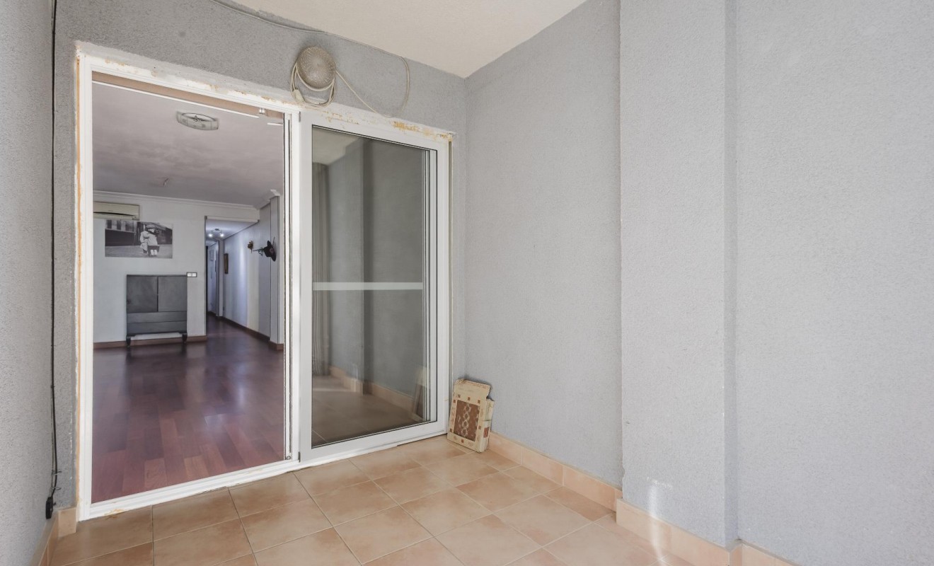 Wederverkoop - Apartamento - Torrevieja - Playa del Acequión