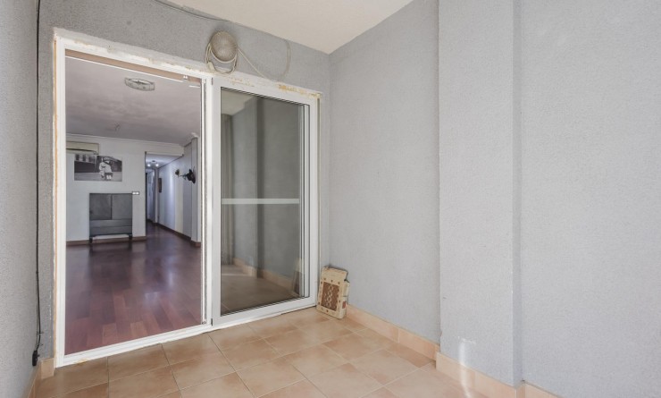 Wederverkoop - Apartamento - Torrevieja - Playa del Acequión