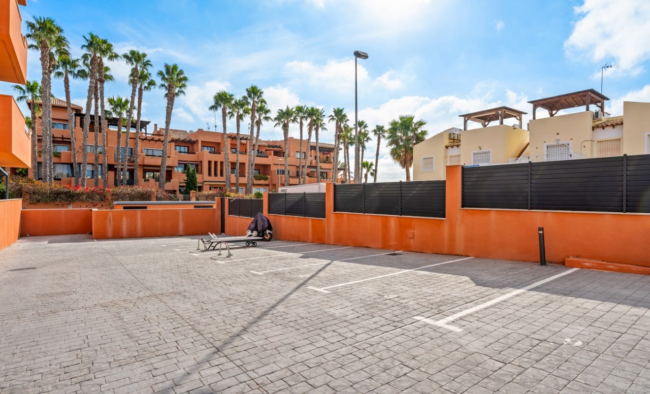 Wederverkoop - Apartments - Orihuela Costa - Villamartín