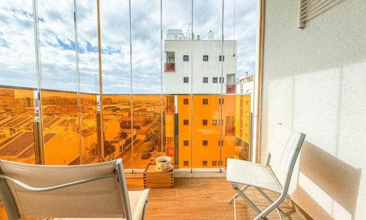 Wederverkoop - Appartement - Torrevieja - Nueva Torrevieja