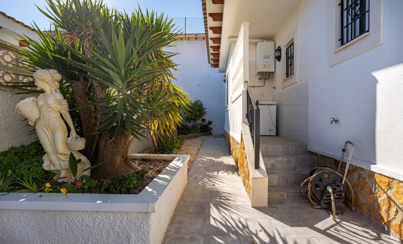 Wederverkoop - Detached villa - Bigastro - Villas Andrea